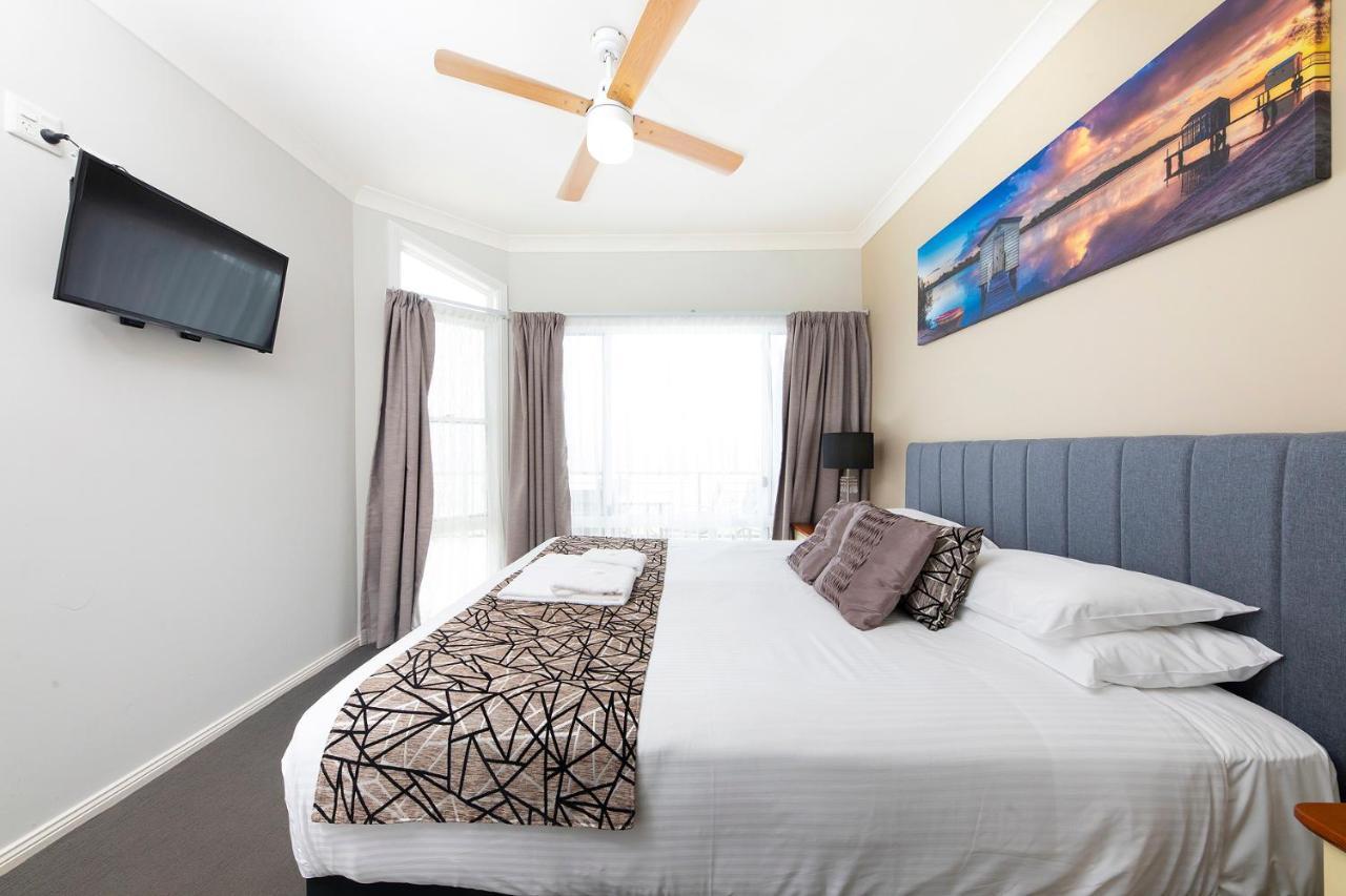 Meridian Beachside Apartments โอลด์บาร์ ภายนอก รูปภาพ